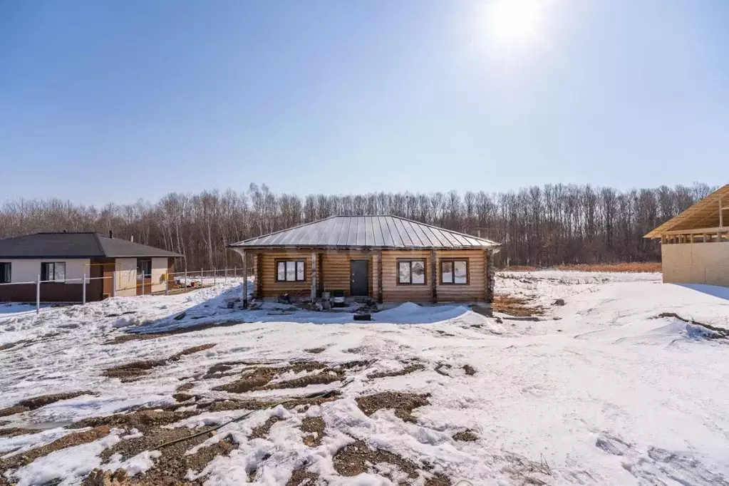 Дом в Хабаровский край, Хабаровский район, Мичуринское с/пос, с. ... - Фото 1