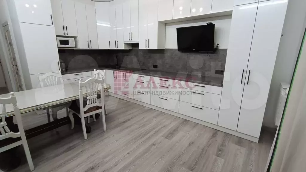 3-к. квартира, 99,8 м, 1/5 эт. - Фото 1