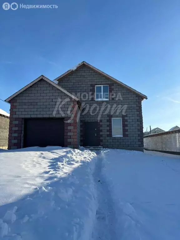 Дом в село Агаповка, Дальняя улица, 13 (182 м) - Фото 1