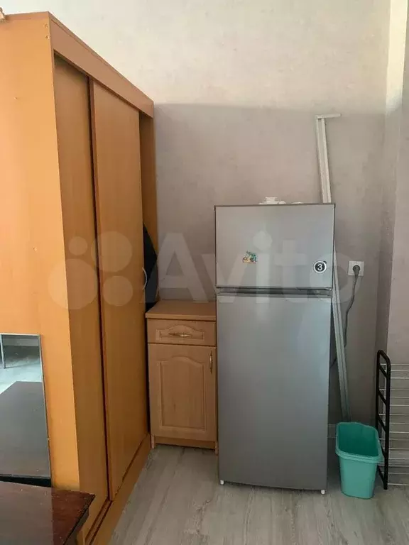 Комната 22 м в 1-к., 2/4 эт. - Фото 0