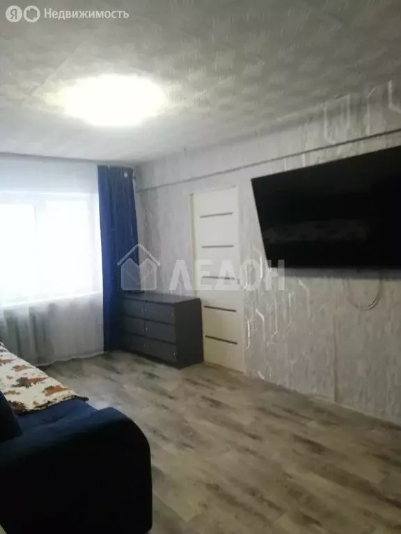 3-комнатная квартира: Омск, микрорайон Заозёрный, улица Глинки, 2 ... - Фото 1