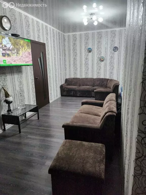 Дом в хутор Старая Станица, Театральная улица (100 м) - Фото 1