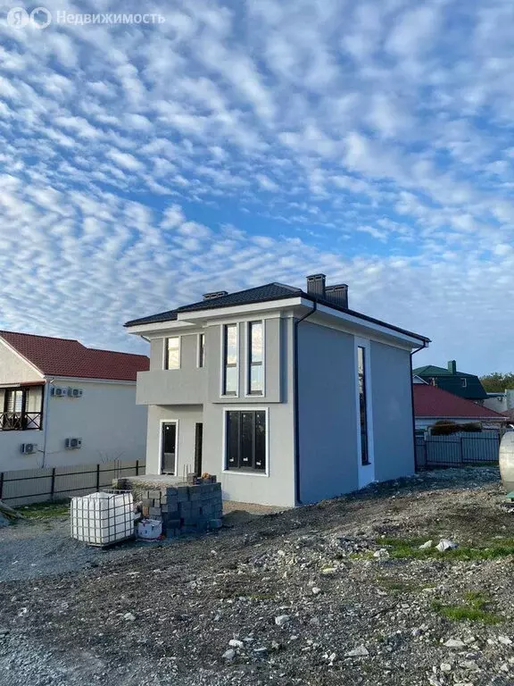 Дом в Геленджик, микрорайон Голубая Бухта, Динская улица (172 м) - Фото 0