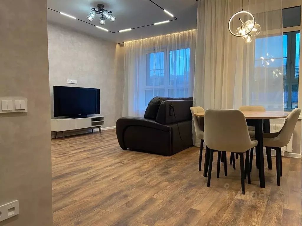 3-к кв. Москва ул. Петра Алексеева, 14 (95.0 м) - Фото 1