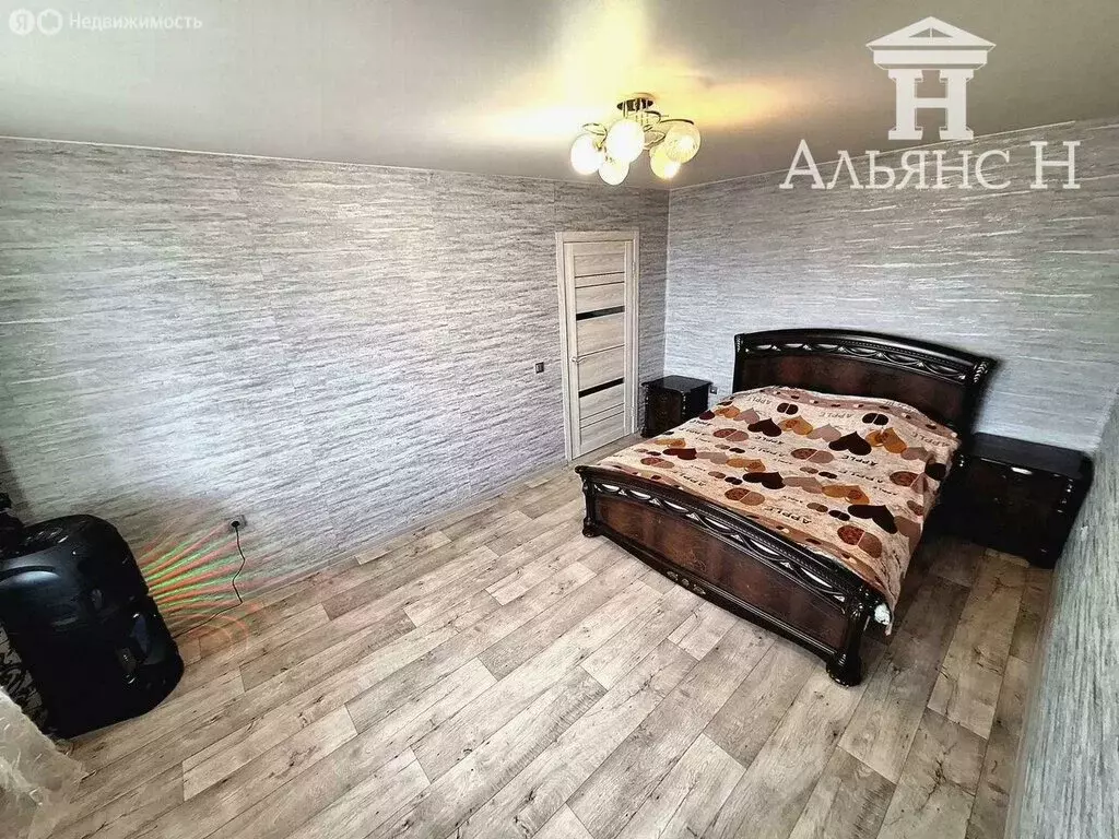 1-комнатная квартира: Петропавловск-Камчатский, улица Савченко, 35к3 ... - Фото 1