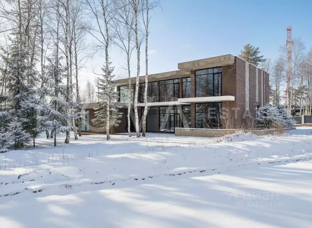 Дом в Ленинградская область, Выборгский район, Первомайское с/пос, ... - Фото 1