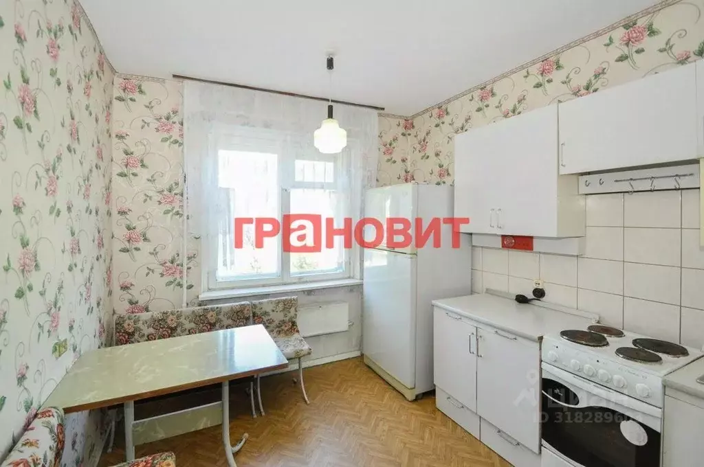 3-к кв. Новосибирская область, Новосибирск Нижняя Ельцовка мкр, ул. ... - Фото 0