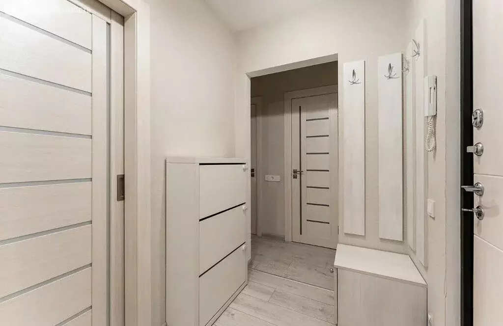 2-комнатная квартира: Астрахань, Ярославская улица, 30 (63.3 м) - Фото 0