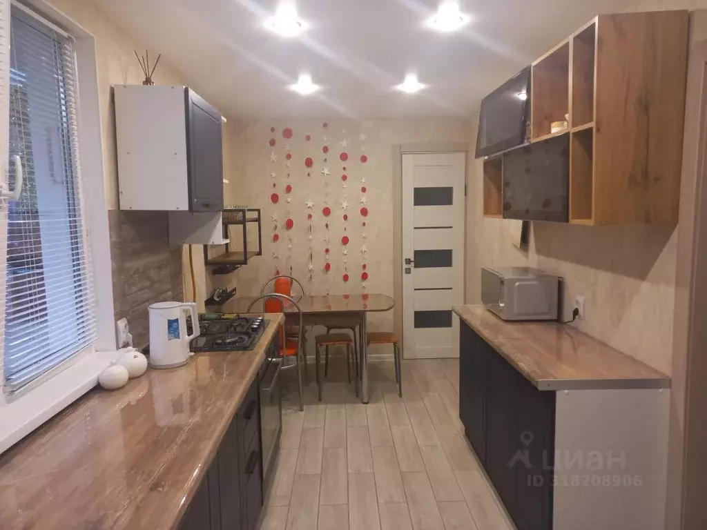 Дом в Крым, Судак ул. Танкистов, 5А (50 м) - Фото 1