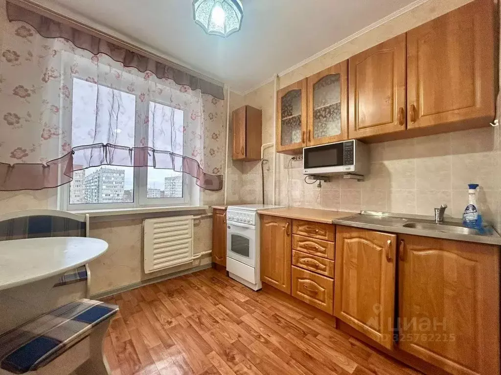 2-к кв. Коми, Усинск ул. 60 лет Октября, 7 (48.1 м) - Фото 1