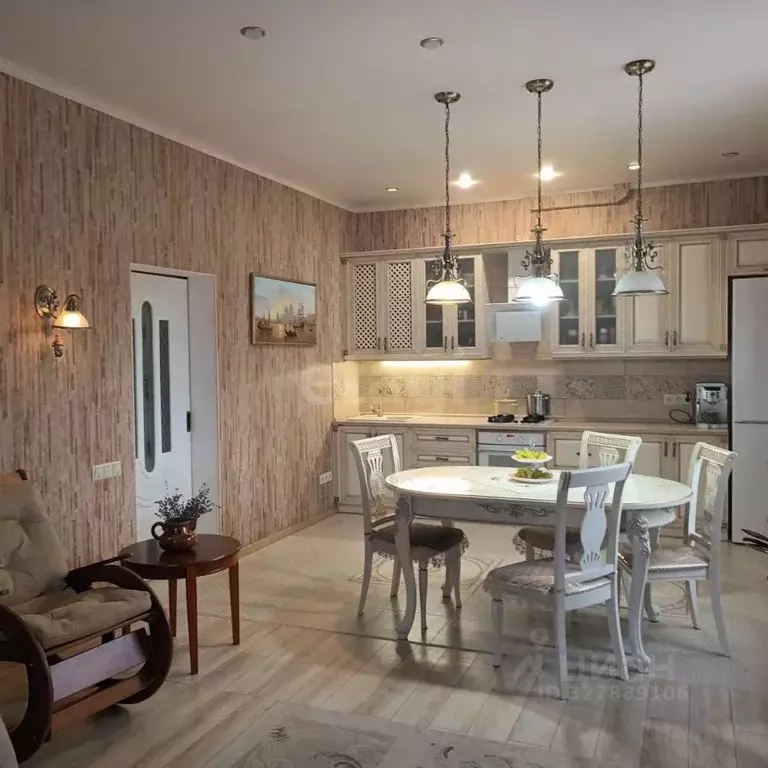 Дом в Курская область, Курск Фестивальная ул. (115 м) - Фото 1