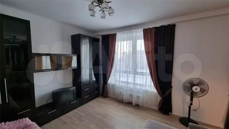 2-к. квартира, 60 м, 15/22 эт. - Фото 1