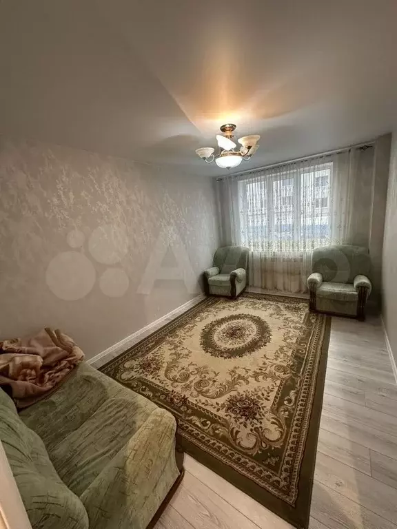 1-к. квартира, 37 м, 1/9 эт. - Фото 1
