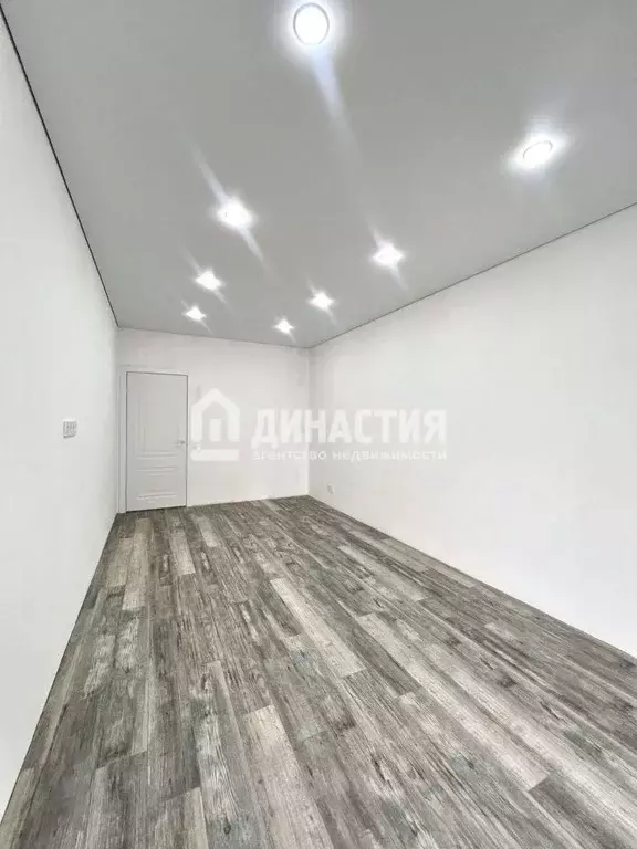 1-к кв. Пензенская область, Пенза ул. Глазунова, 10 (56.62 м) - Фото 2