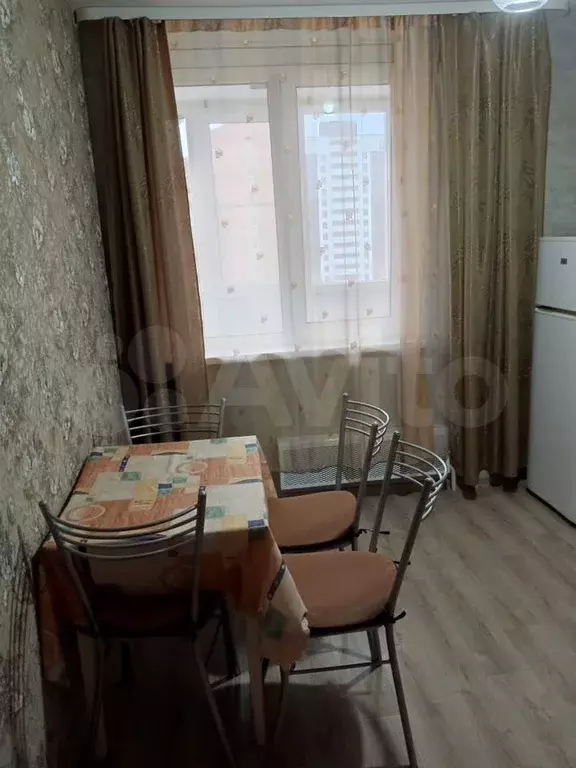 1-к. квартира, 42 м, 5/10 эт. - Фото 0