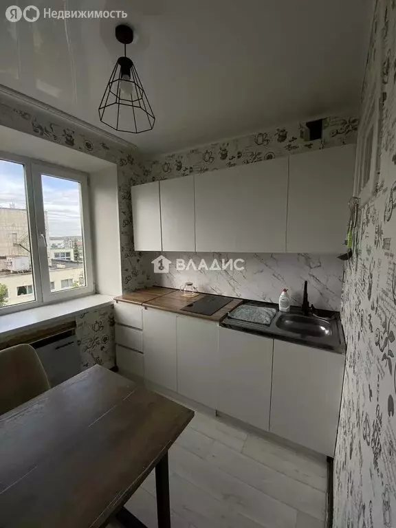 2-комнатная квартира: Белебей, улица Амирова, 8/1 (42.7 м) - Фото 2