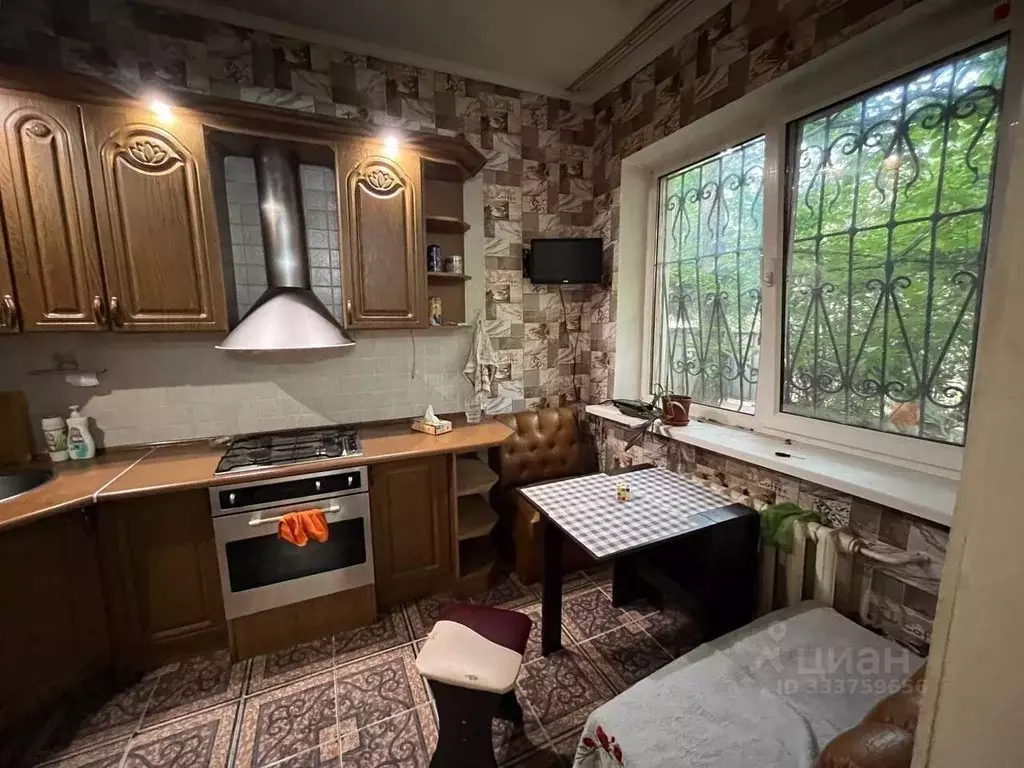 3-к кв. Крым, Симферополь ул. Севастопольская, 23/3 (90.0 м) - Фото 1