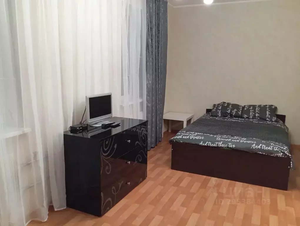 1-к кв. Омская область, Омск Взлетная ул., 4/1 (32.0 м) - Фото 0