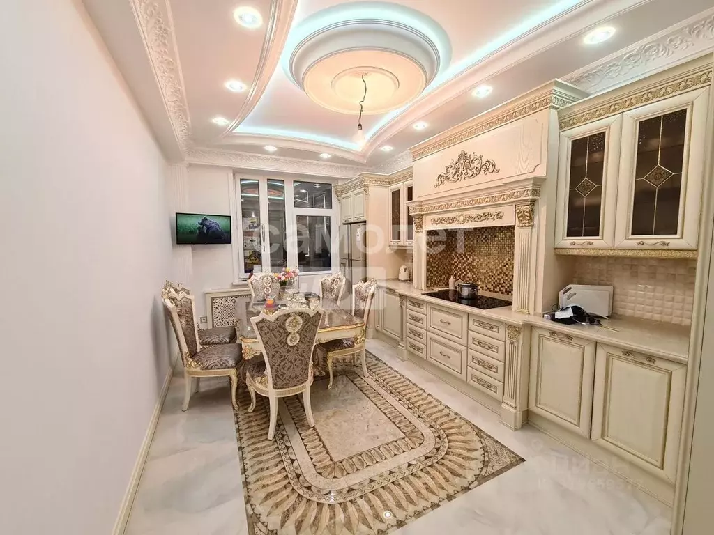 3-к кв. Дагестан, Махачкала ул. Каримова (140.0 м) - Фото 0