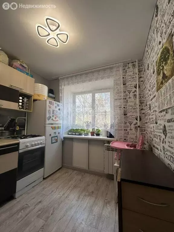 1-комнатная квартира: Комсомольск-на-Амуре, улица Аллея Труда, 54 (31 ... - Фото 0