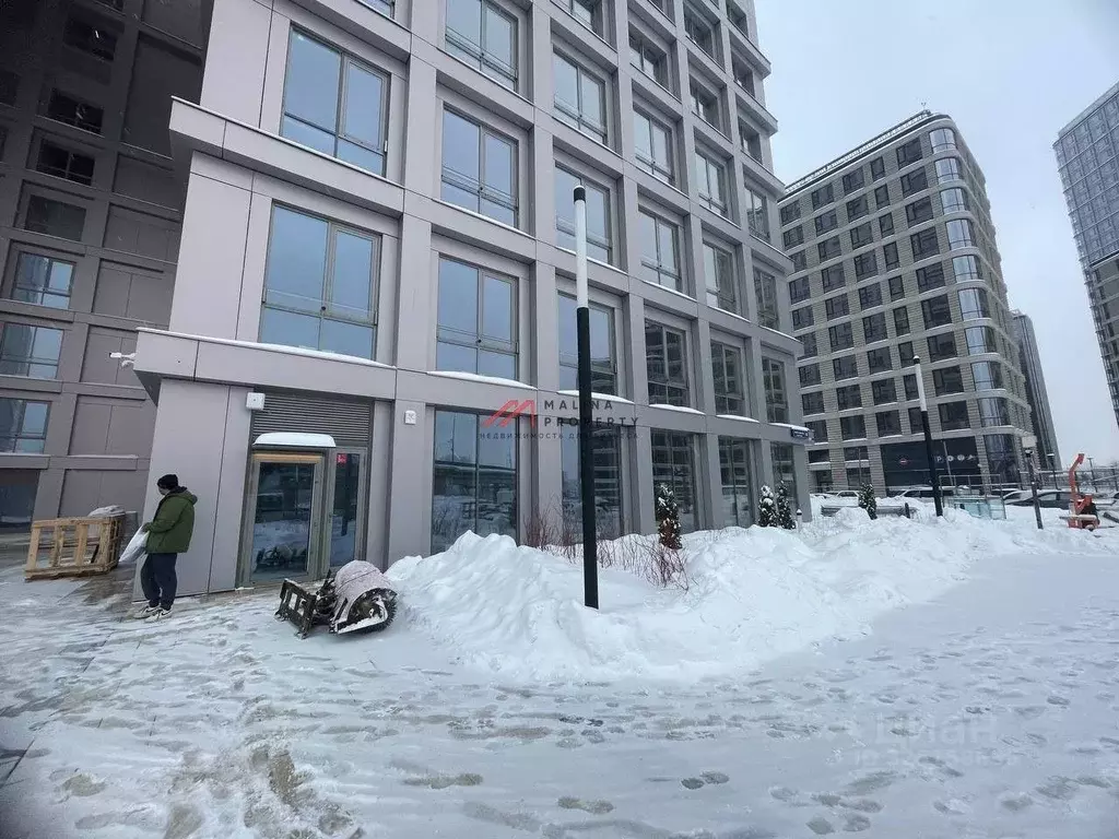 Торговая площадь в Москва наб. Марка Шагала, 13 (142 м) - Фото 1