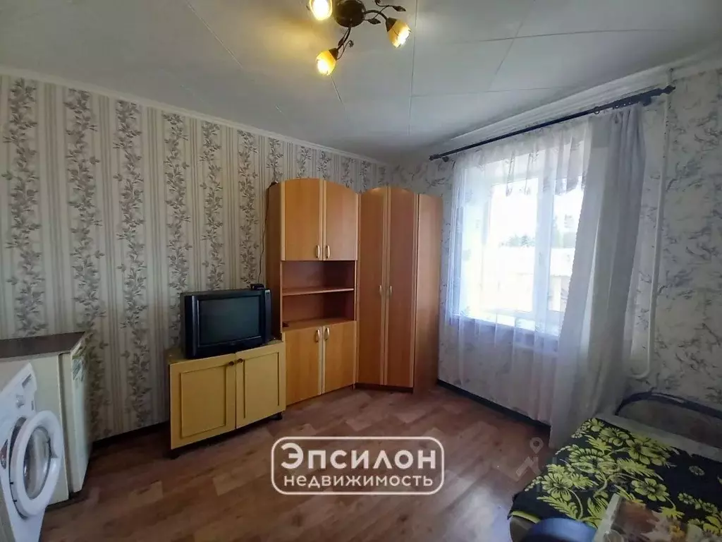 Комната Курская область, Курск Союзная ул., 65 (11.1 м) - Фото 1