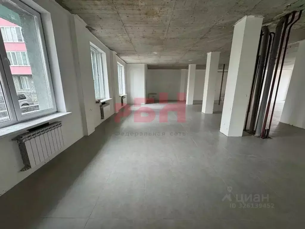 Помещение свободного назначения в Омская область, Омск бул. ... - Фото 1