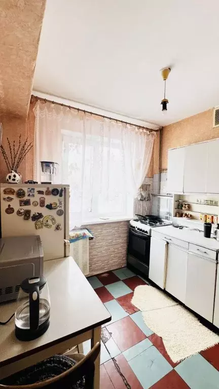 4-к кв. Омская область, Омск ул. 6-я Шинная, 15а (59.7 м) - Фото 2