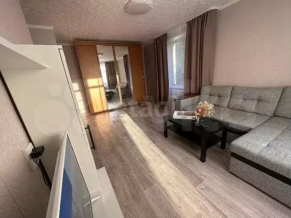 1-к. квартира, 40 м, 3/5 эт. - Фото 1