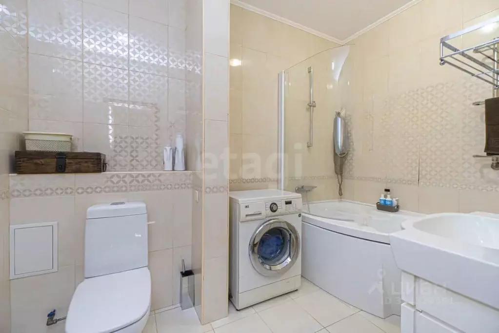 2-к кв. Севастополь просп. Генерала Острякова, 229/1 (63.1 м) - Фото 0