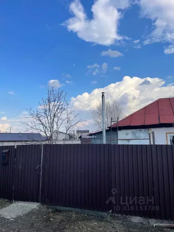 Дом в Алтайский край, Барнаул Восточный мкр, ул. Понтонный мост, 54 ... - Фото 0