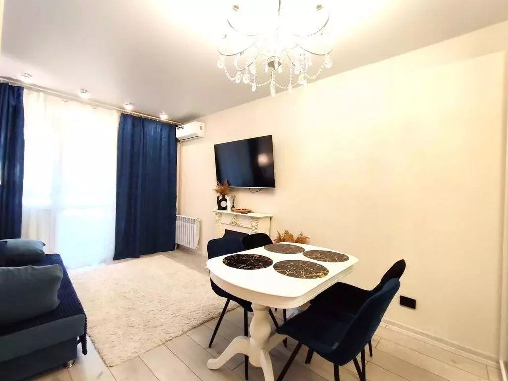 2-к кв. Крым, Керчь ш. Героев Сталинграда, 44А (50.0 м) - Фото 1