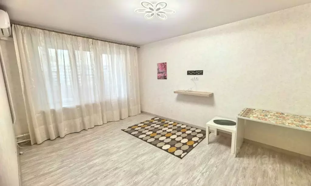 2-к кв. Москва, Москва, Московский г. 1-й мкр, 30к2 (40.0 м) - Фото 1