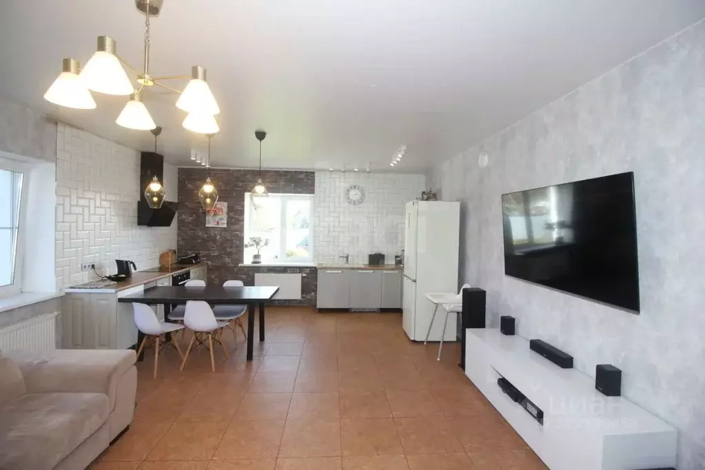 Дом в Челябинская область, Сосновский муниципальный округ, д. ... - Фото 1