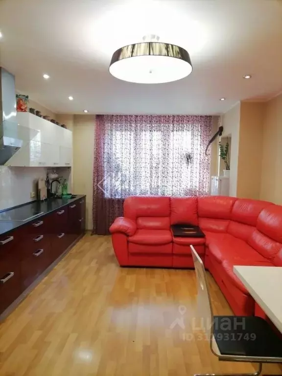3-к кв. Кировская область, Киров ул. Преображенская, 82/1 (93.5 м) - Фото 1