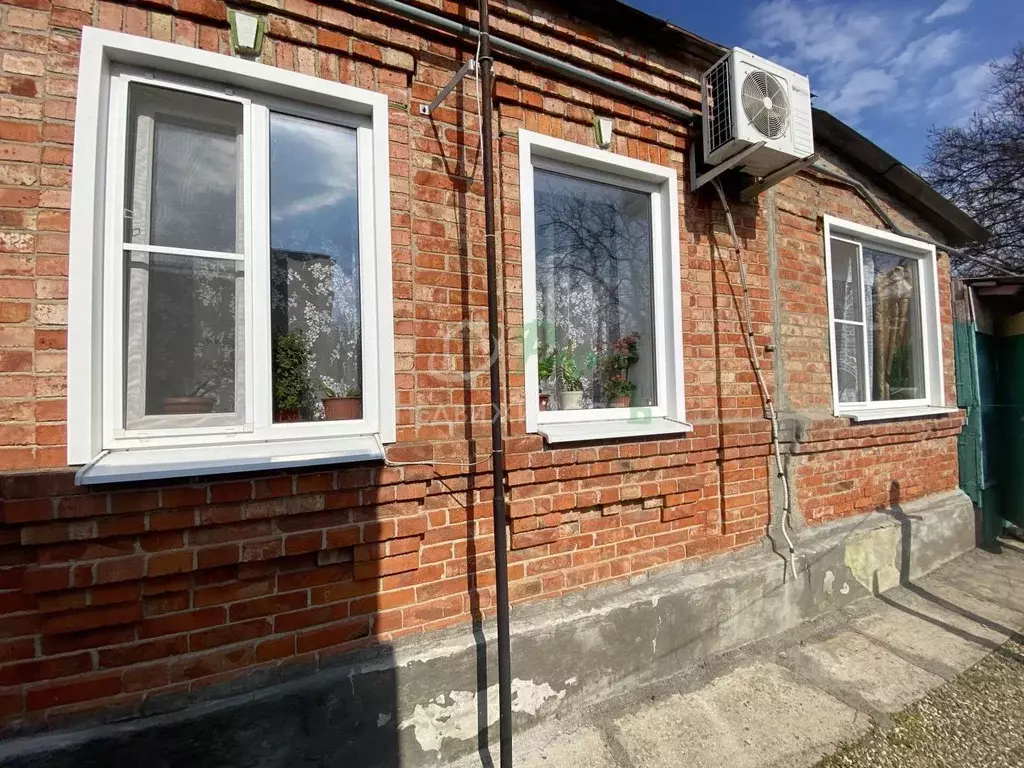 Дом в Краснодарский край, Ейск ул. Чапаева (41 м) - Фото 1