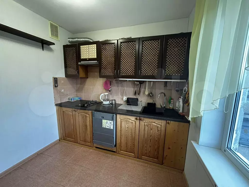 1-к. квартира, 43 м, 9/9 эт. - Фото 1