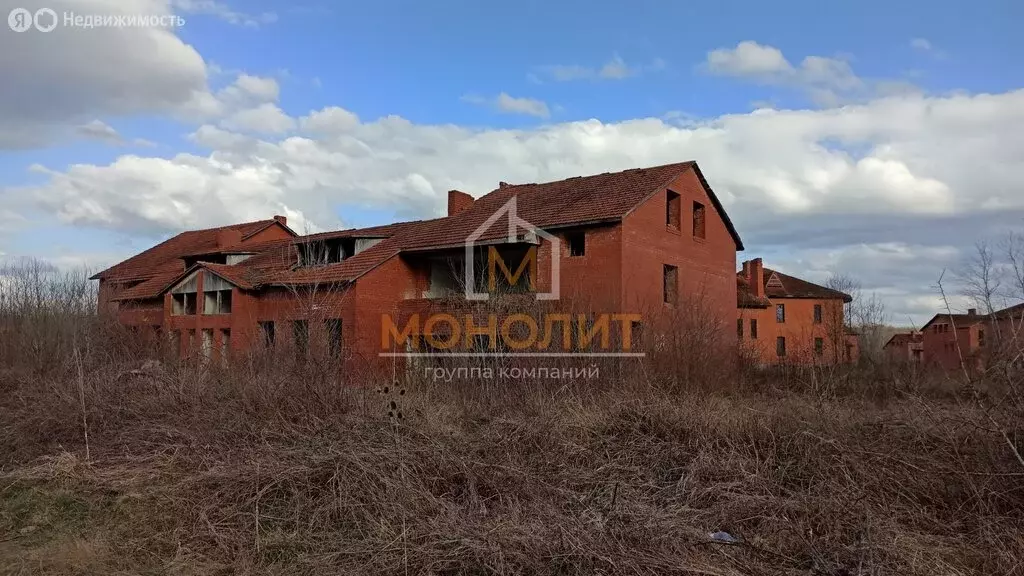 Дом в Саратовская, Брусничная улица (1000 м) - Фото 0