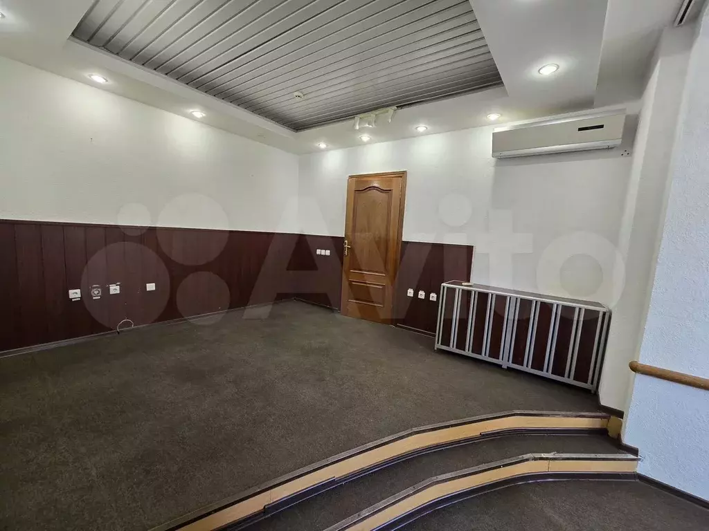 3-х каб. Офис пр-кт Генерала Острякова, 50 м - Фото 0