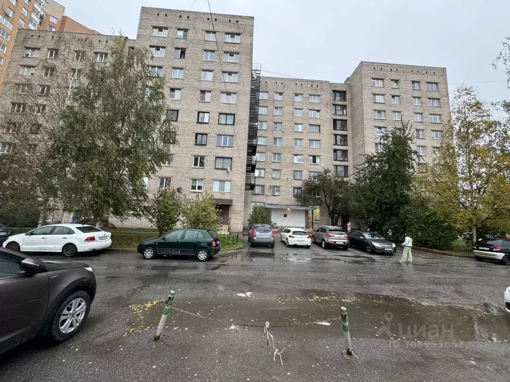 Комната Санкт-Петербург ул. Димитрова, 3К2 (12.2 м) - Фото 1