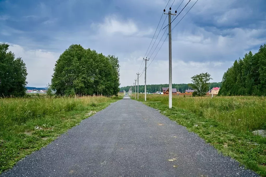 Участок в Свердловская область, Сысертский муниципальный округ, ... - Фото 0