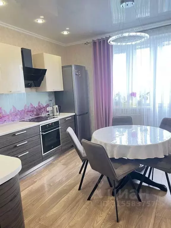 2-к кв. Татарстан, Казань ул. Седова, 20а (67.0 м) - Фото 0