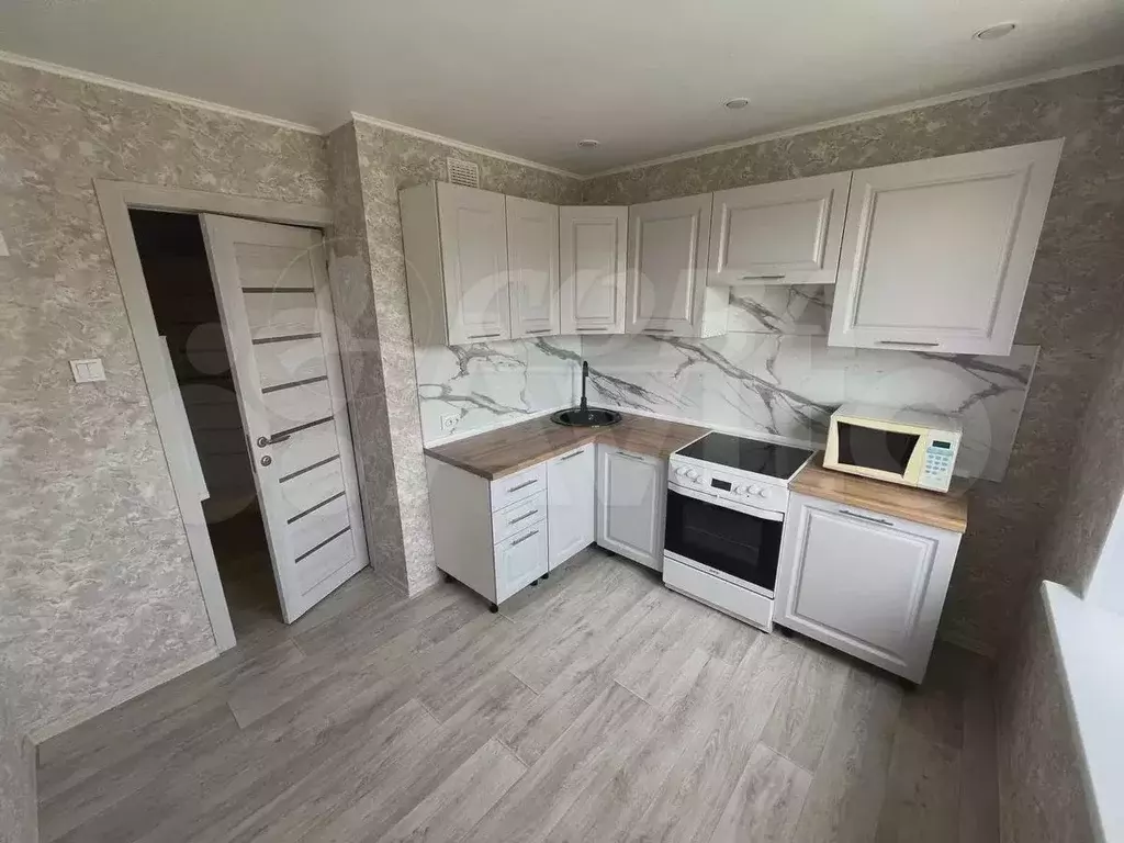 2-к. квартира, 52 м, 4/9 эт. - Фото 1