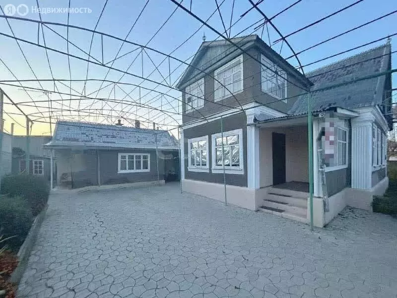 Дом в Нарткала, улица Розы Люксембург (100 м) - Фото 2