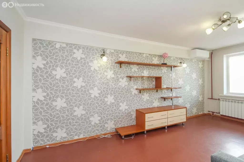 3-комнатная квартира: Омск, микрорайон Городок Нефтяников, улица 20-го ... - Фото 2