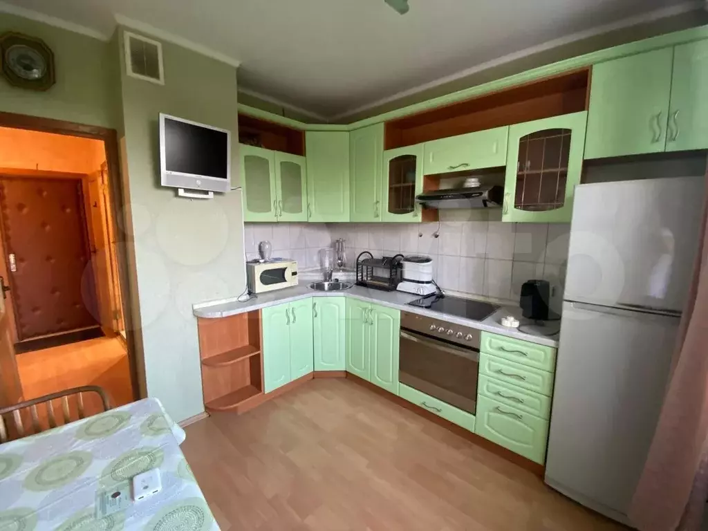 1-к. квартира, 42 м, 3/3 эт. - Фото 0