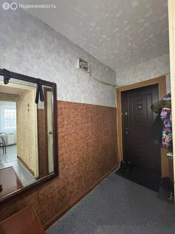 2-комнатная квартира: Усолье-Сибирское, Интернациональная улица, 12 ... - Фото 1