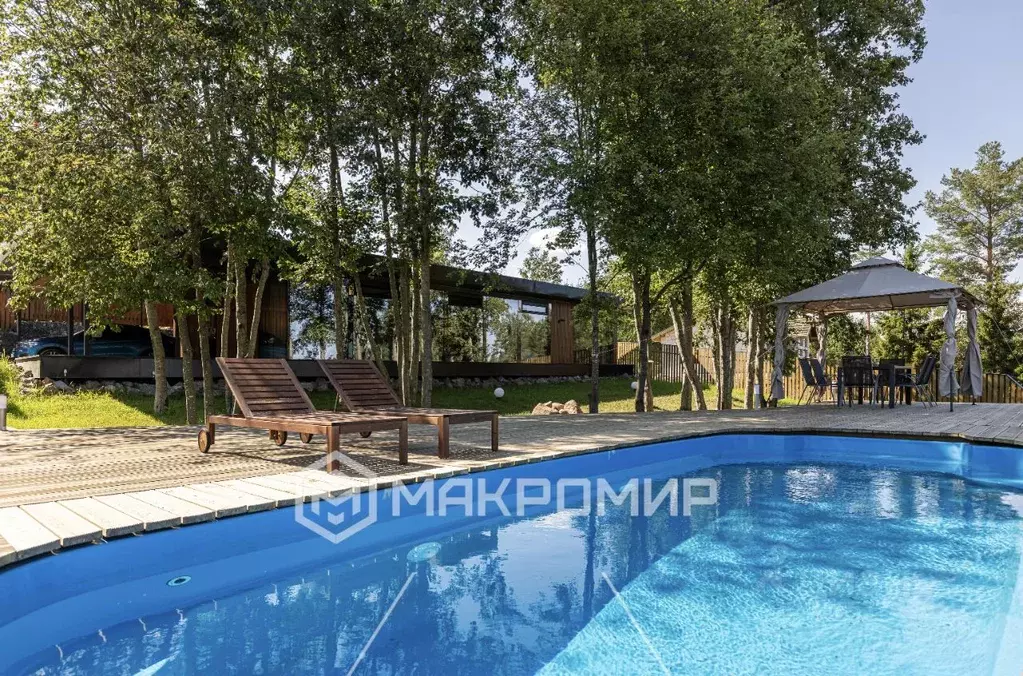 Дом в Ленинградская область, Всеволожский район, Бугровское городское ... - Фото 1