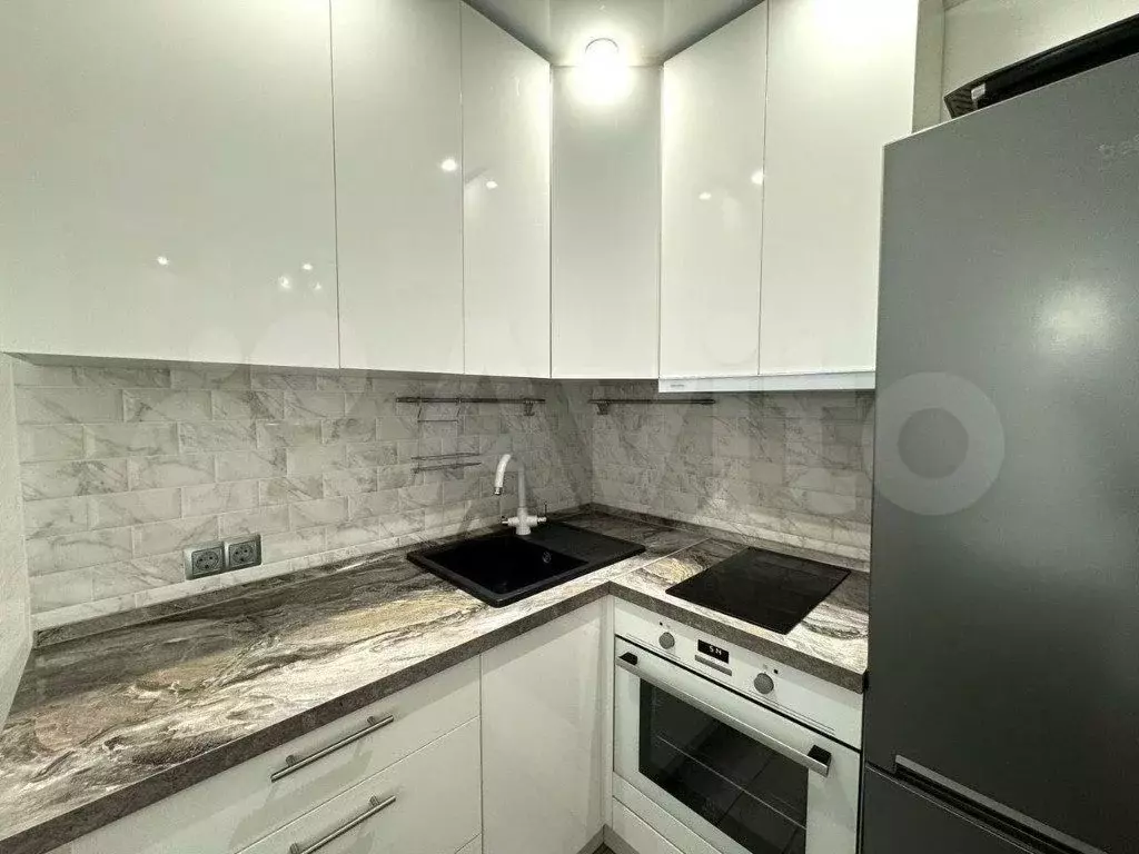 1-к. квартира, 38 м, 8/9 эт. - Фото 1