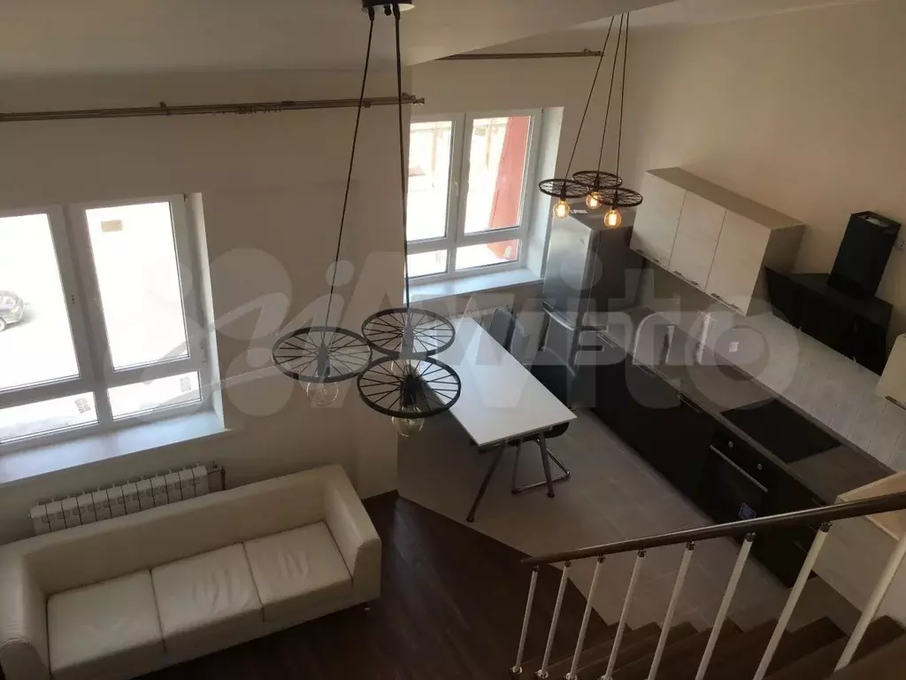 2-к. квартира, 90 м, 4/4 эт. - Фото 1